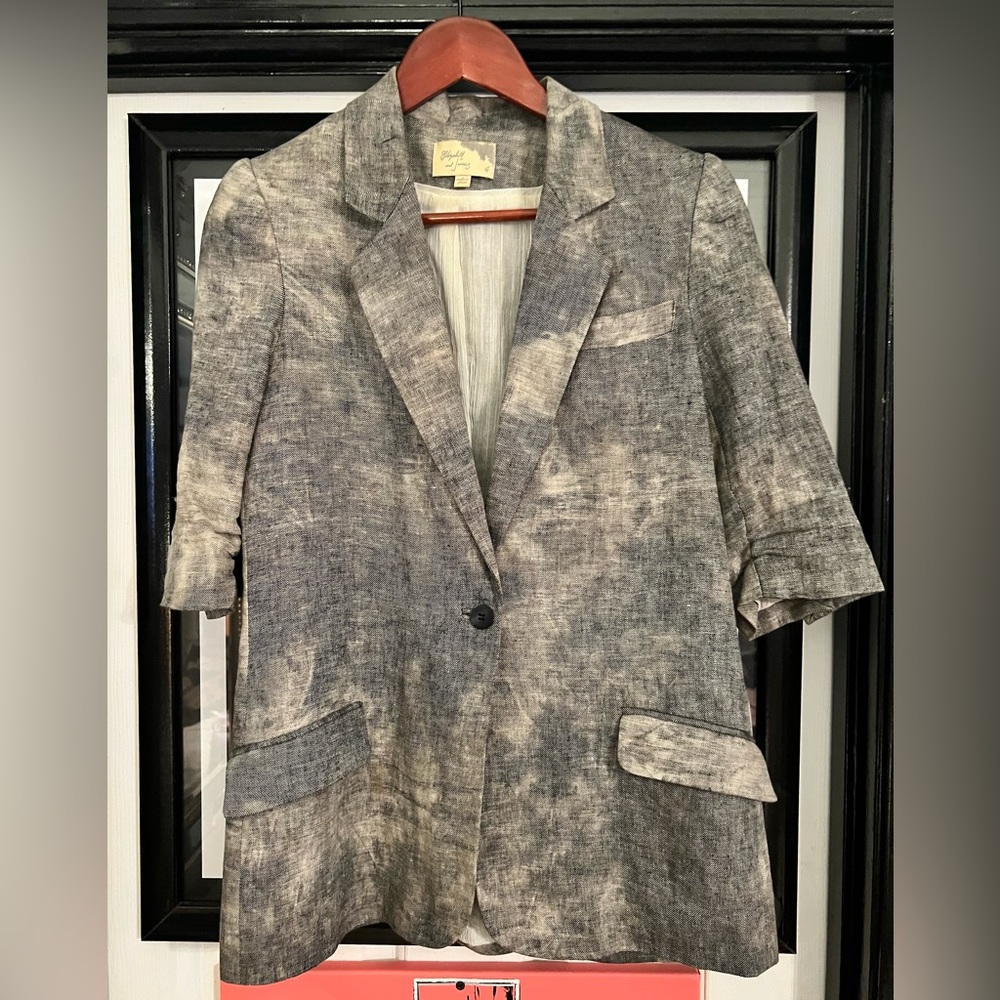 Elizabeth and James ombré tie dye blazer size 4